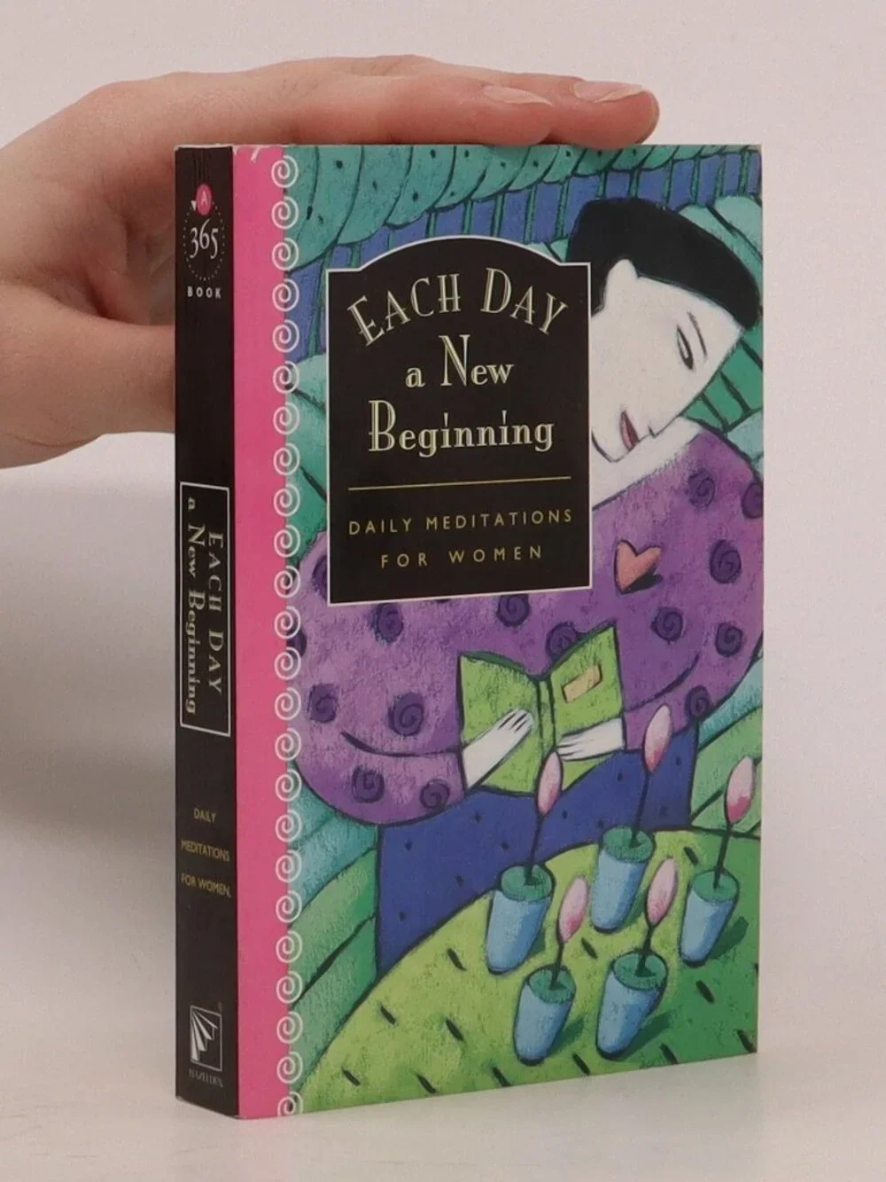 Each Day a New Beginning: Daily Meditations for Women Paperback 1982 Small Book